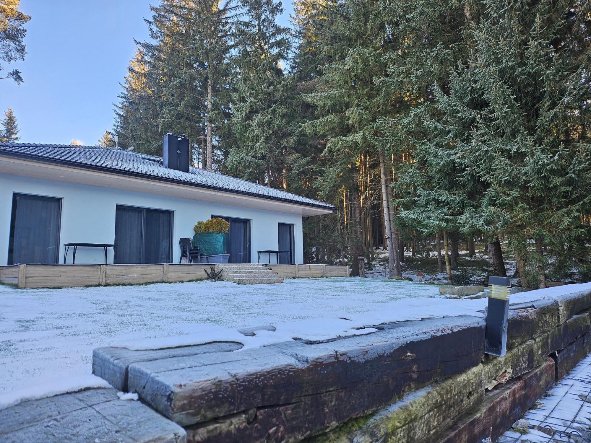 Apartmany Lipnoczech Frymburk Exterior photo